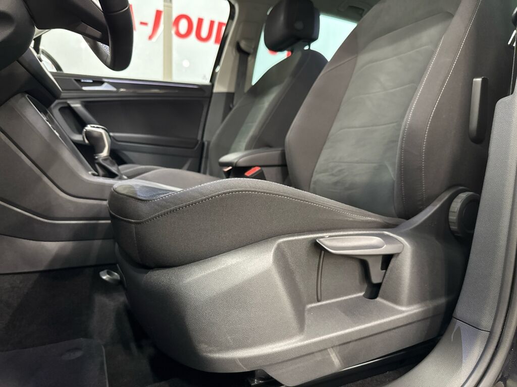 Volkswagen Tiguan 2022 Musta