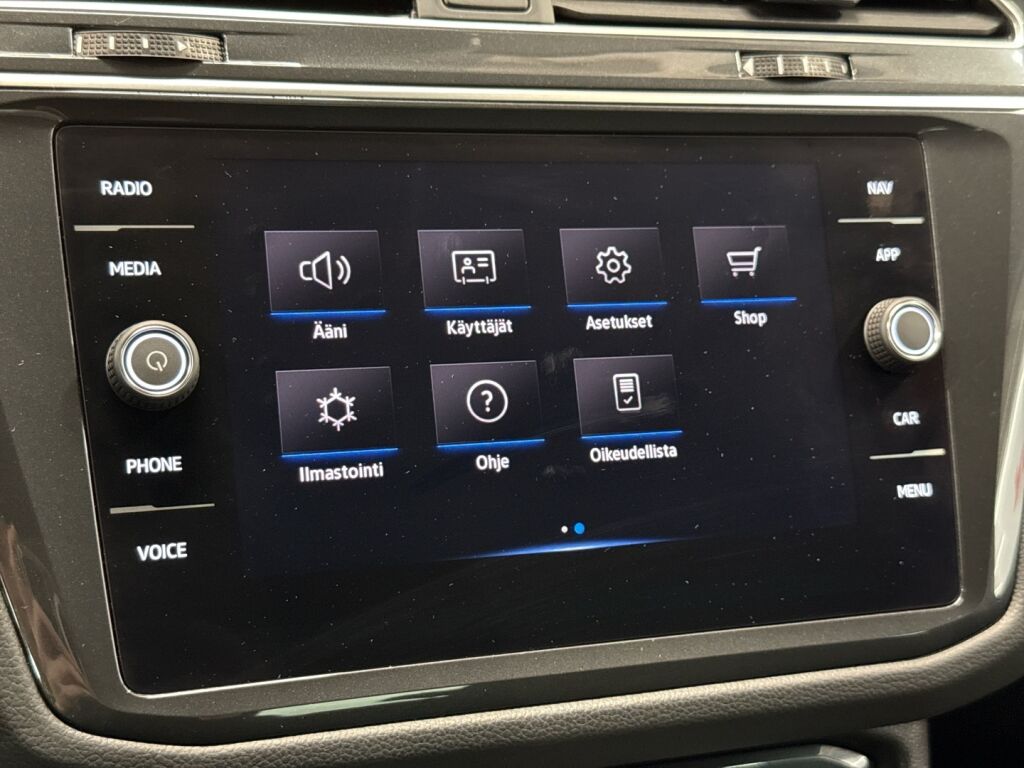 Volkswagen Tiguan 2022 Musta