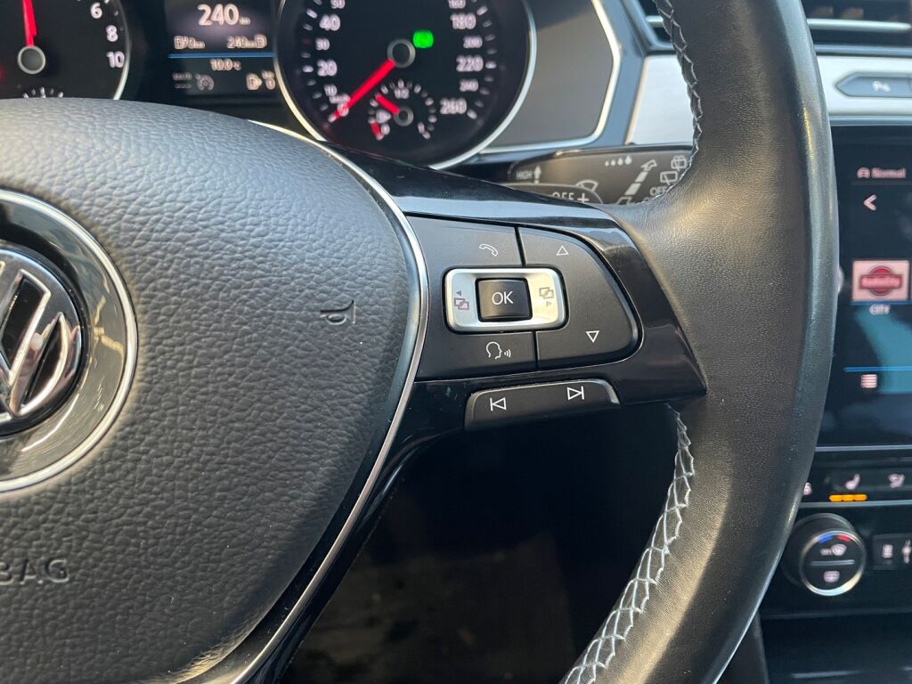 Volkswagen Passat 2018 Harmaa