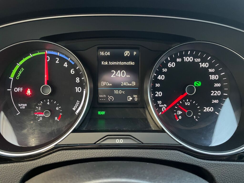 Volkswagen Passat 2018 Harmaa