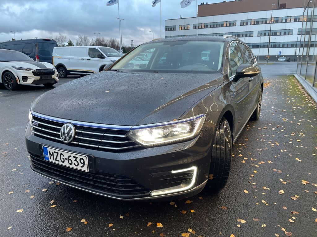 Volkswagen Passat 2018 Harmaa