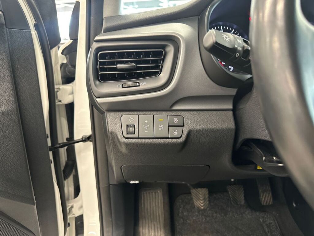 Kia Stonic 2021 Valkoinen