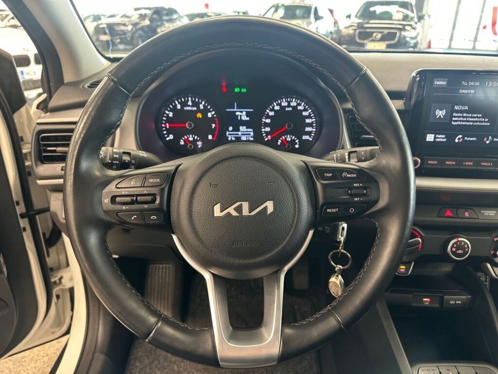 Kia Stonic 2021 Valkoinen