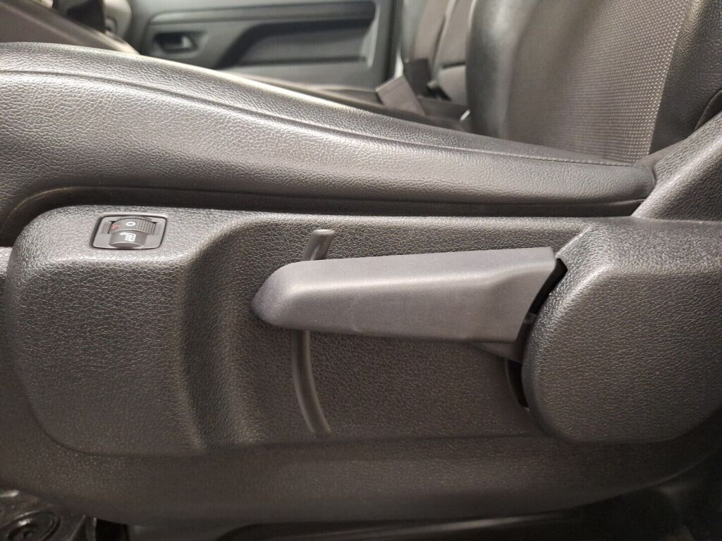 Opel Vivaro 2021 Valkoinen