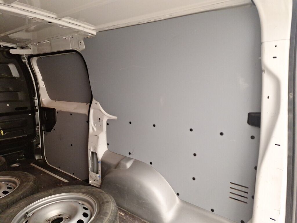 Opel Vivaro 2021 Valkoinen