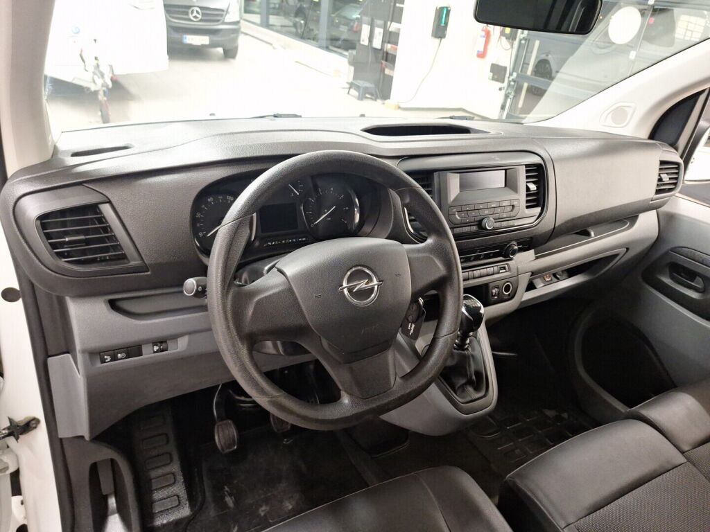 Opel Vivaro 2021 Valkoinen