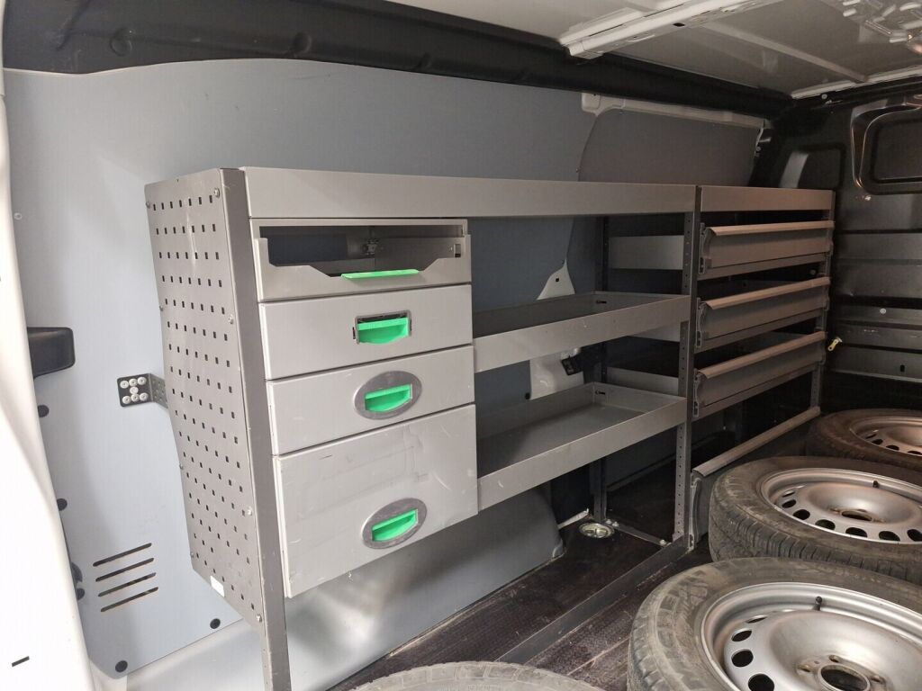 Opel Vivaro 2021 Valkoinen