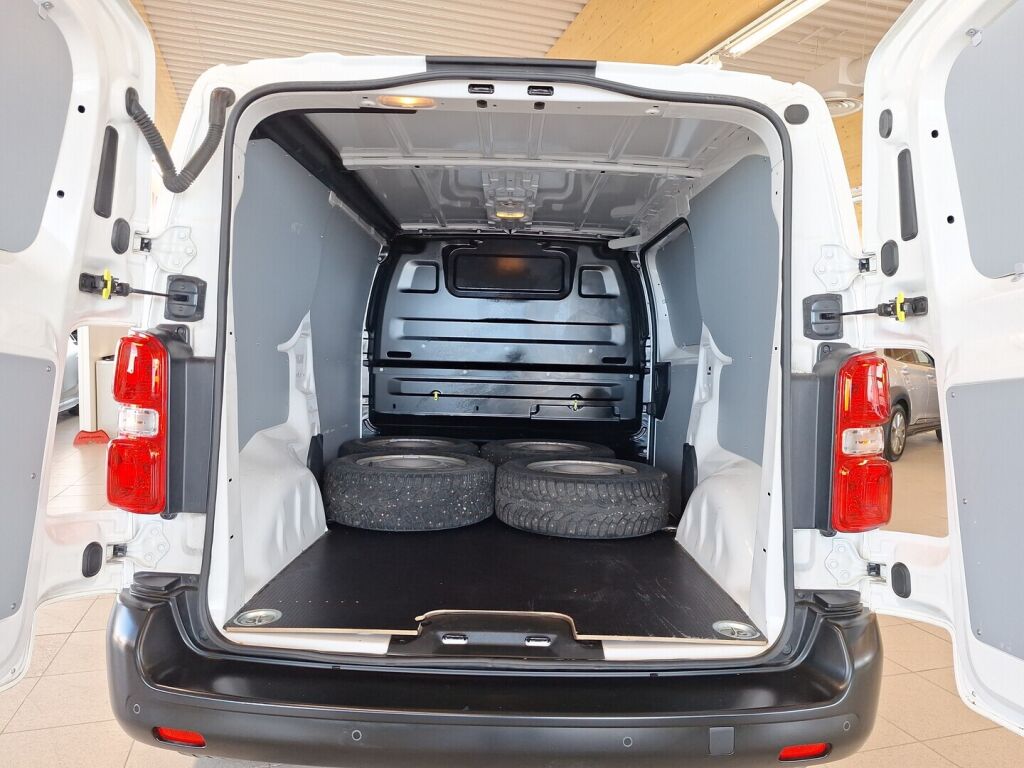 Opel Vivaro 2022 Valkoinen