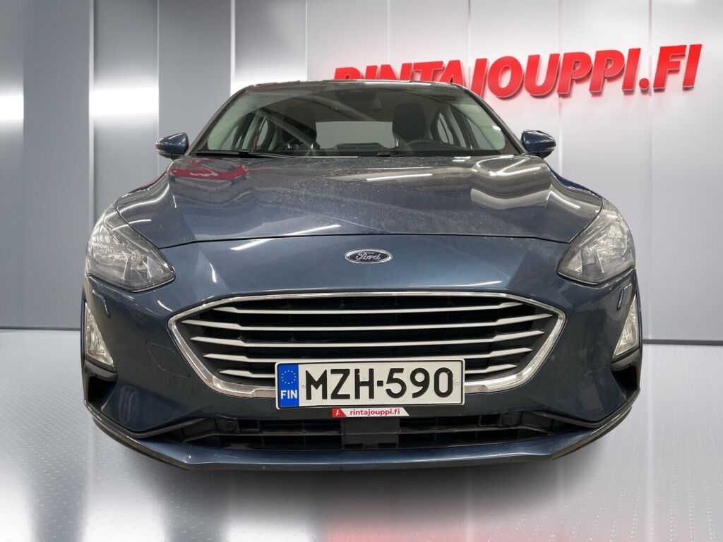Ford Focus 2022 Sininen