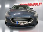 Ford Focus 2022 Sininen