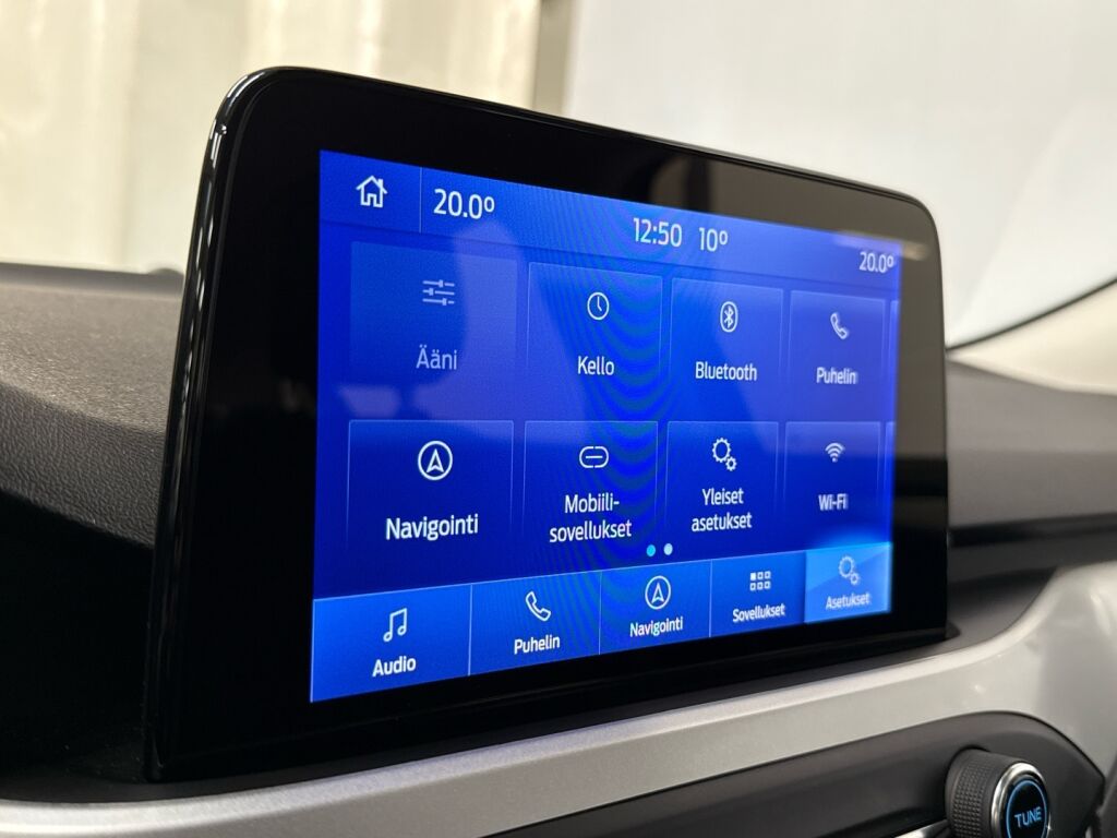 Ford Focus 2022 Sininen