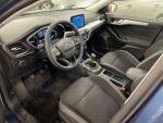 Ford Focus 2022 Sininen