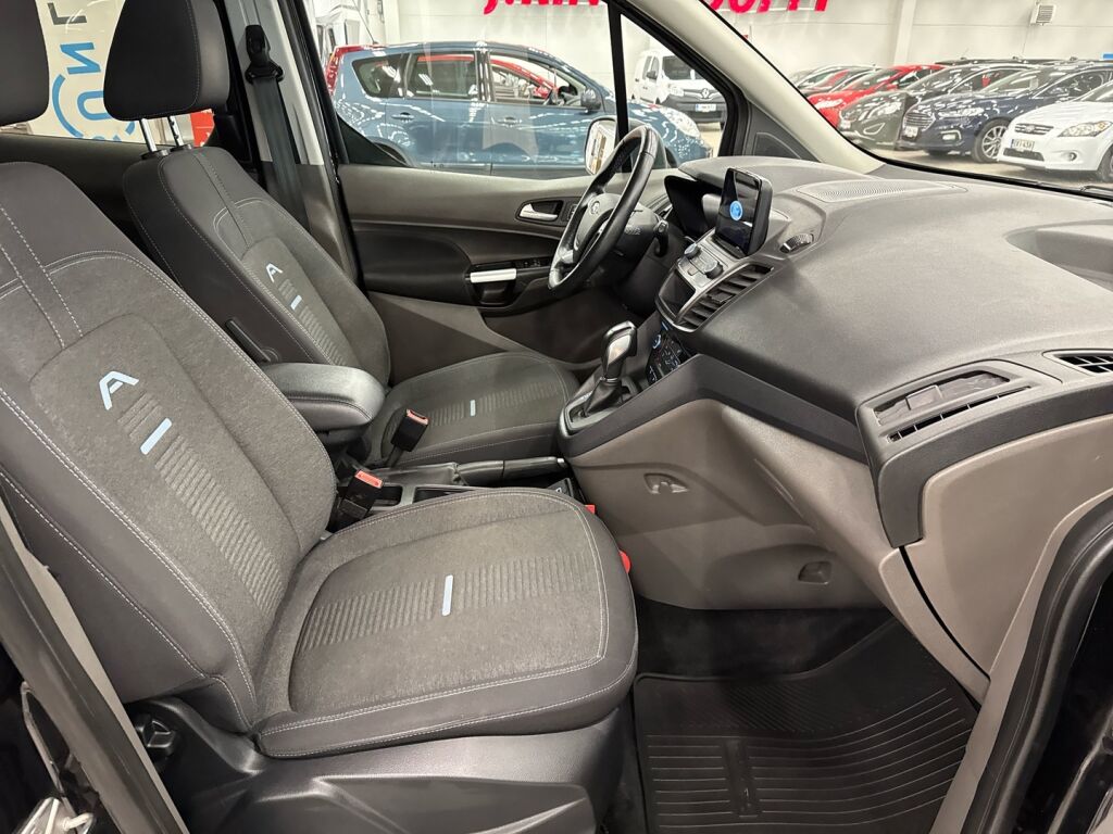 Ford Grand Tourneo Connect 2021 Musta
