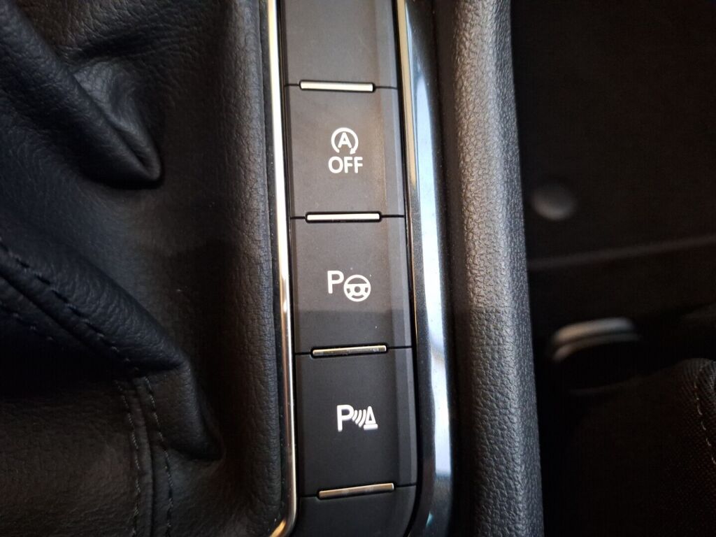 Volkswagen Tiguan 2021 Harmaa