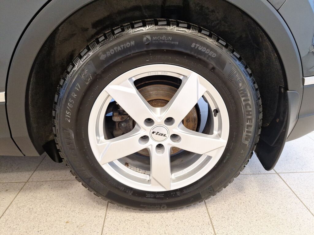 Volkswagen Tiguan 2021 Harmaa