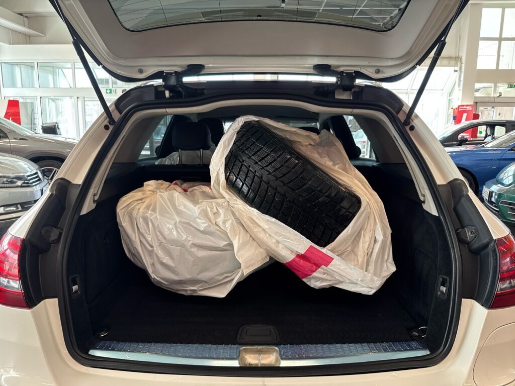 Mercedes-Benz C 2020 Valkoinen