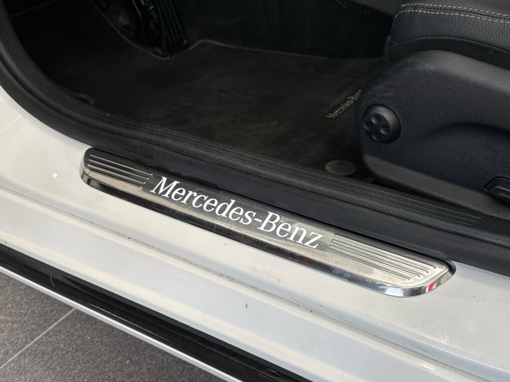 Mercedes-Benz C 2020 Valkoinen