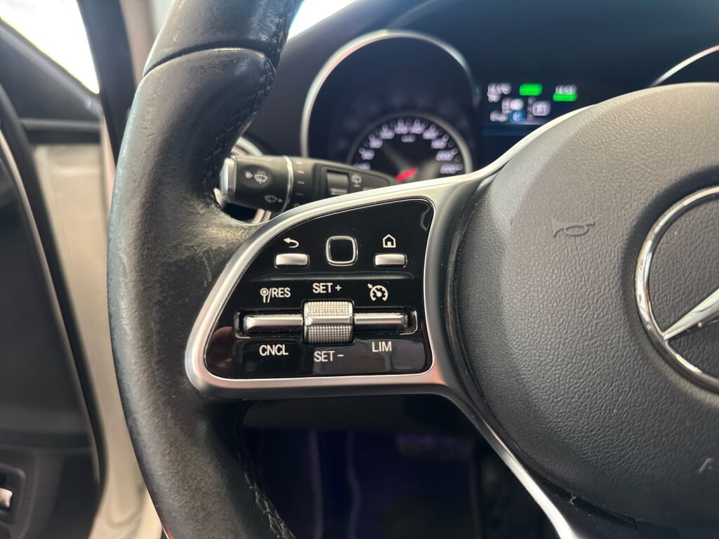 Mercedes-Benz C 2020 Valkoinen