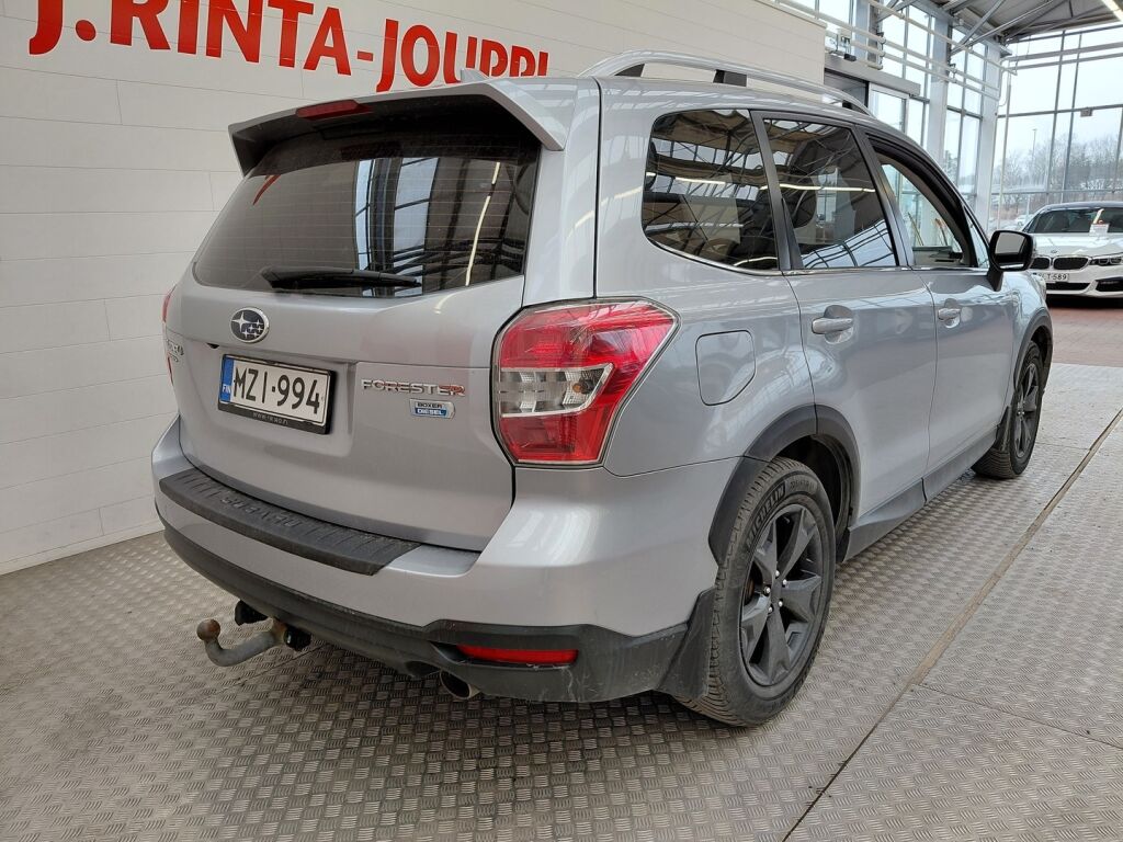 Subaru Forester 2016 Harmaa