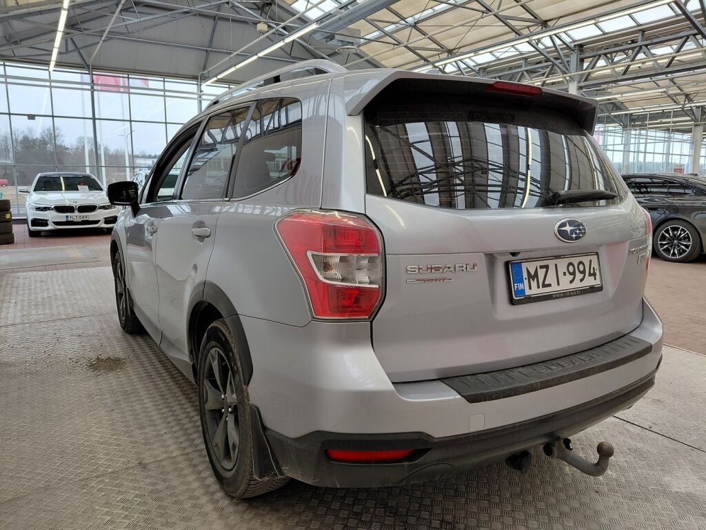 Subaru Forester 2016 Harmaa