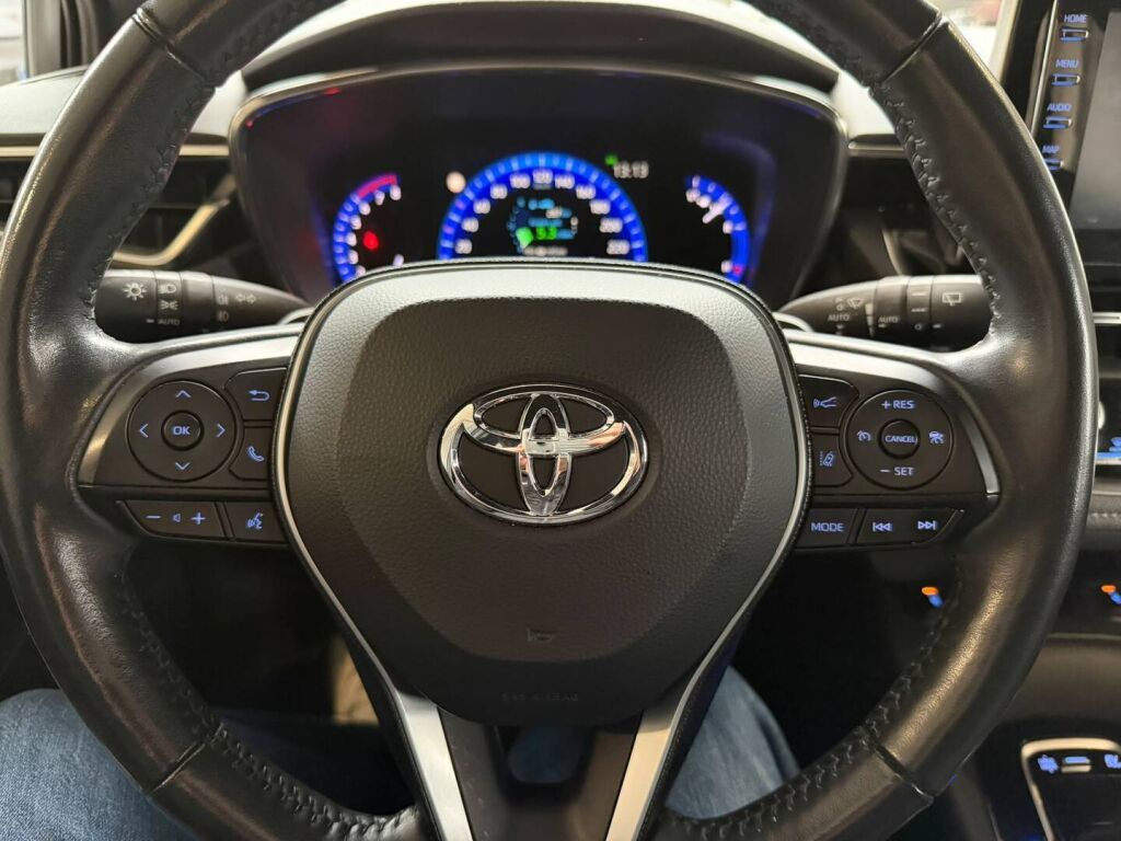 Toyota Corolla 2021 Valkoinen