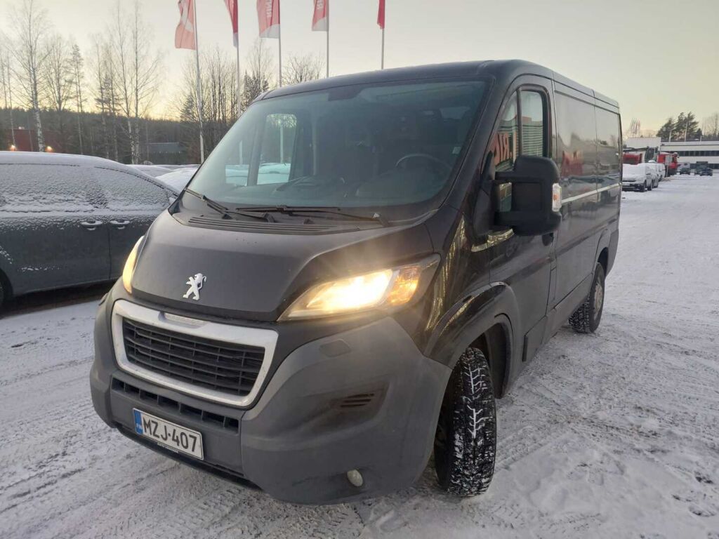 Peugeot Boxer 2015 Musta