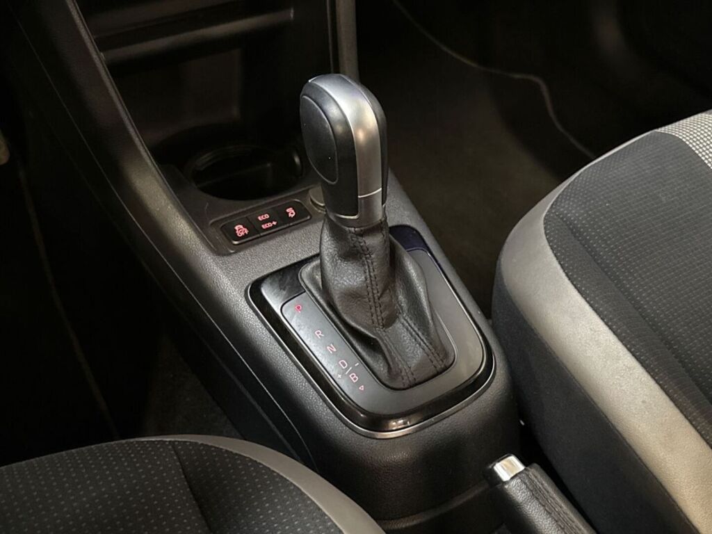 Volkswagen UP! 2017 Valkoinen