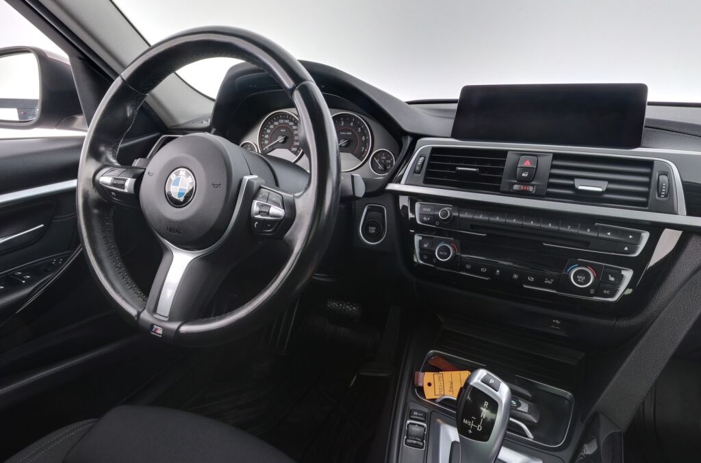 BMW 330 2018 Hopea