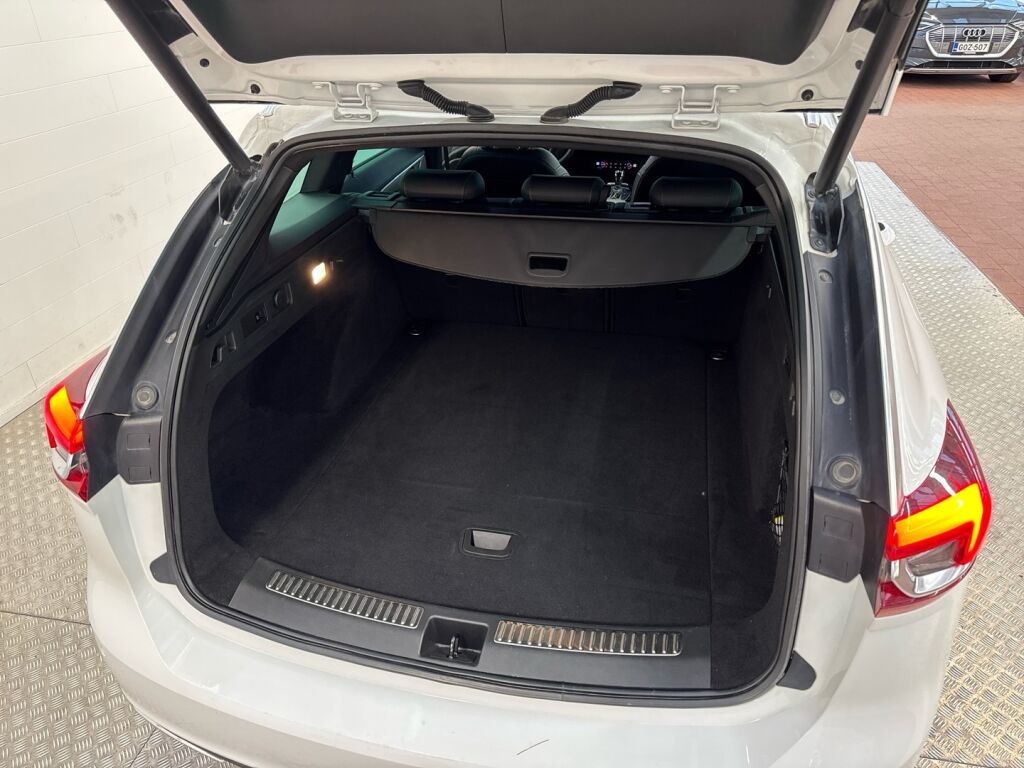 Opel Insignia 2021 Valkoinen