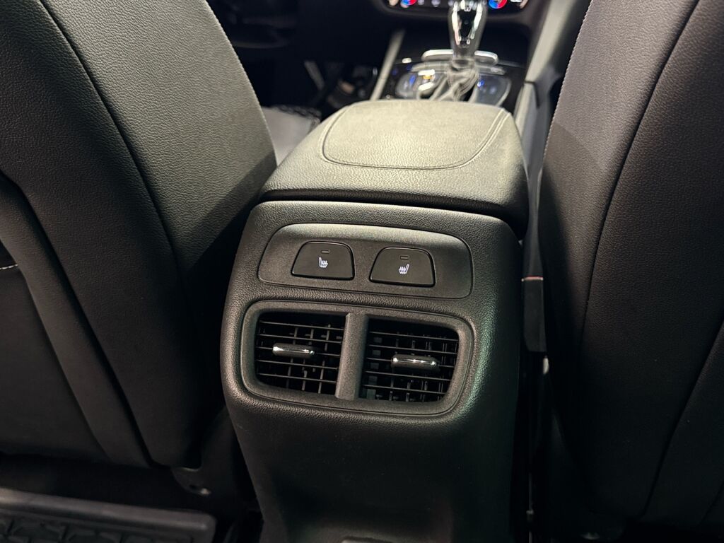 Opel Insignia 2021 Valkoinen