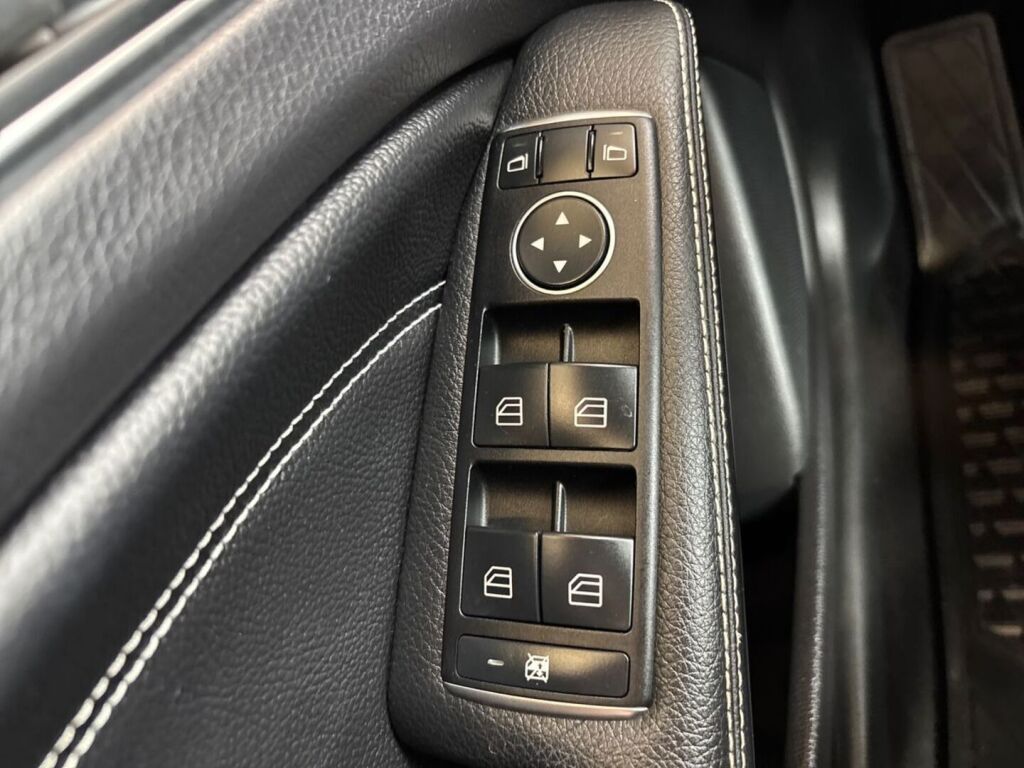 Mercedes-Benz A 2015 
