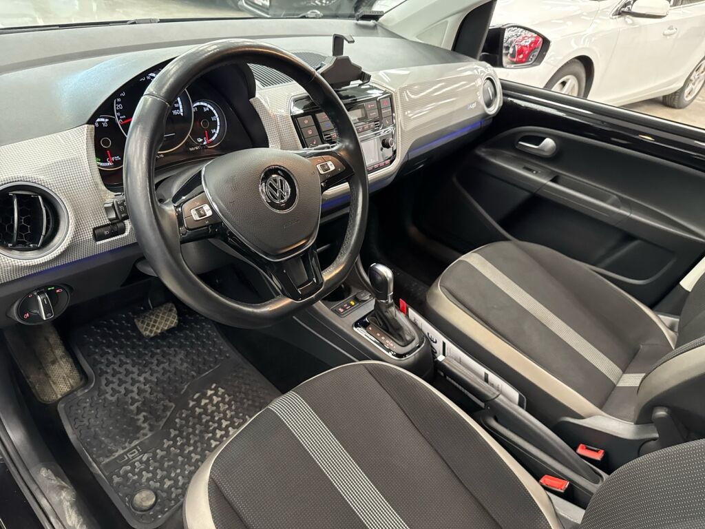 Volkswagen up! 2018 Musta