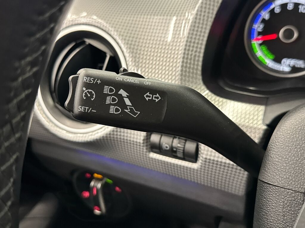 Volkswagen up! 2018 Musta