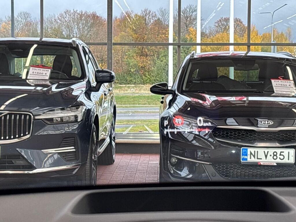 Toyota Yaris 2021 Harmaa