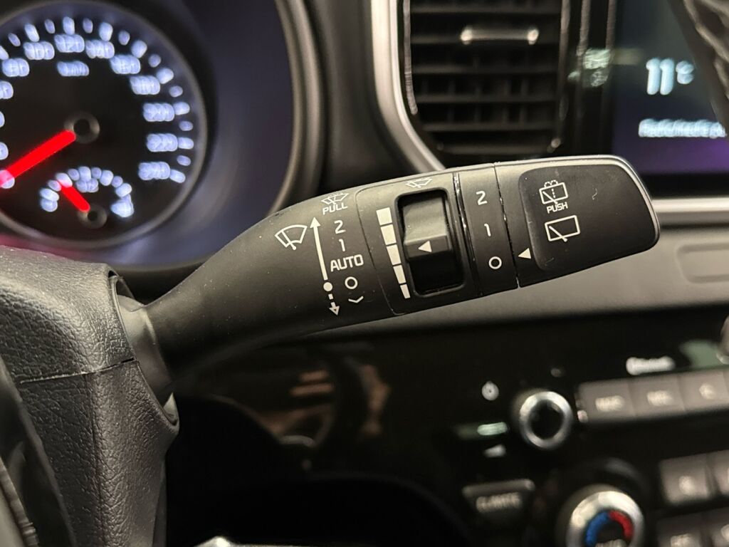 Kia Sportage 2021 Punainen