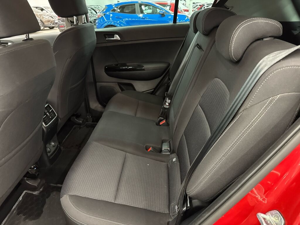 Kia Sportage 2021 Punainen