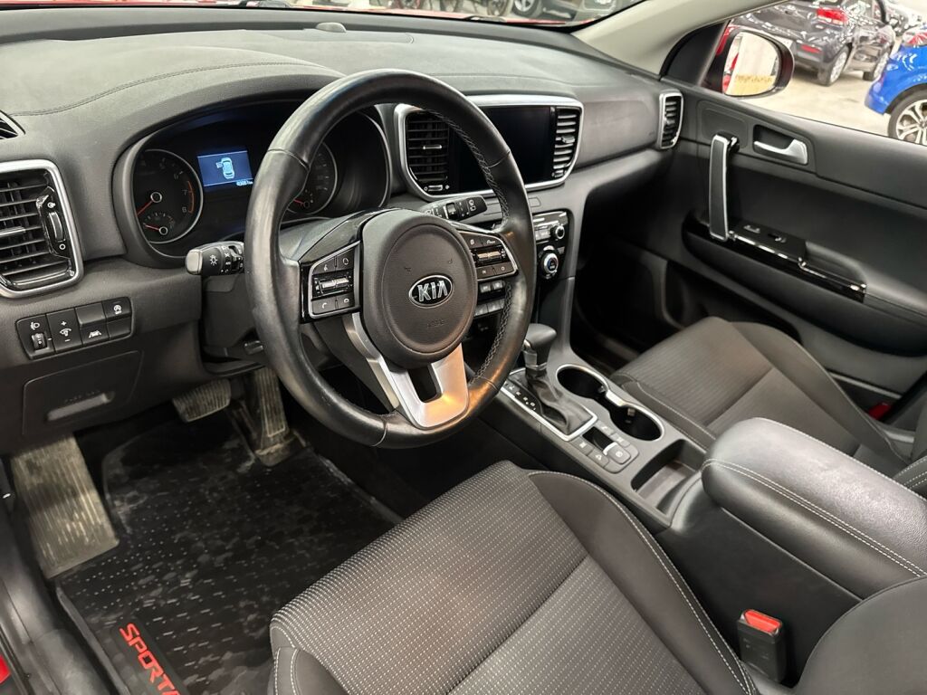 Kia Sportage 2021 Punainen