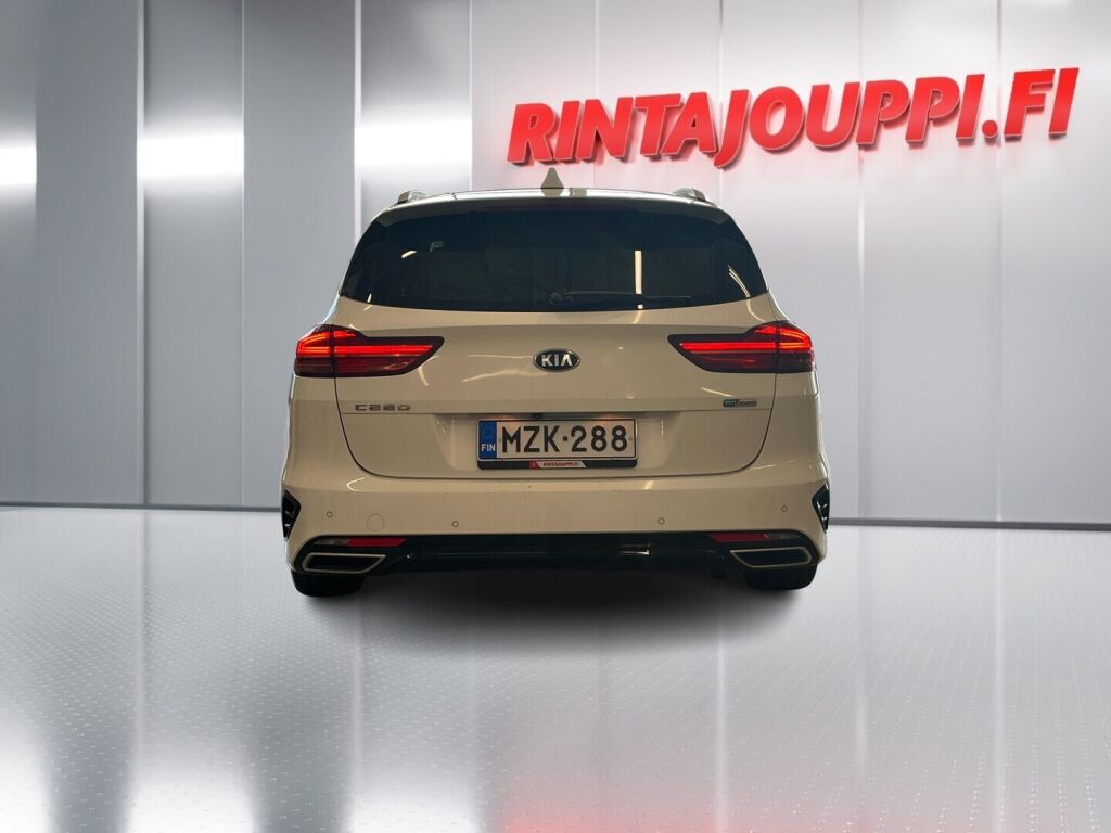 Kia Ceed 2021 Valkoinen