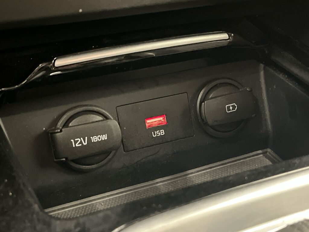 Kia Ceed 2021 Valkoinen