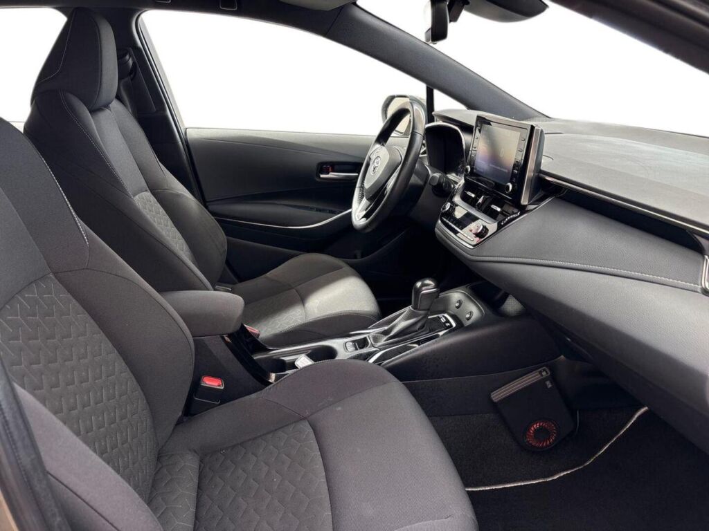 Toyota Corolla 2021 Ruskea (beige)