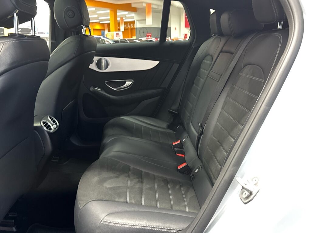 Mercedes-Benz EQC 2021 Hopea