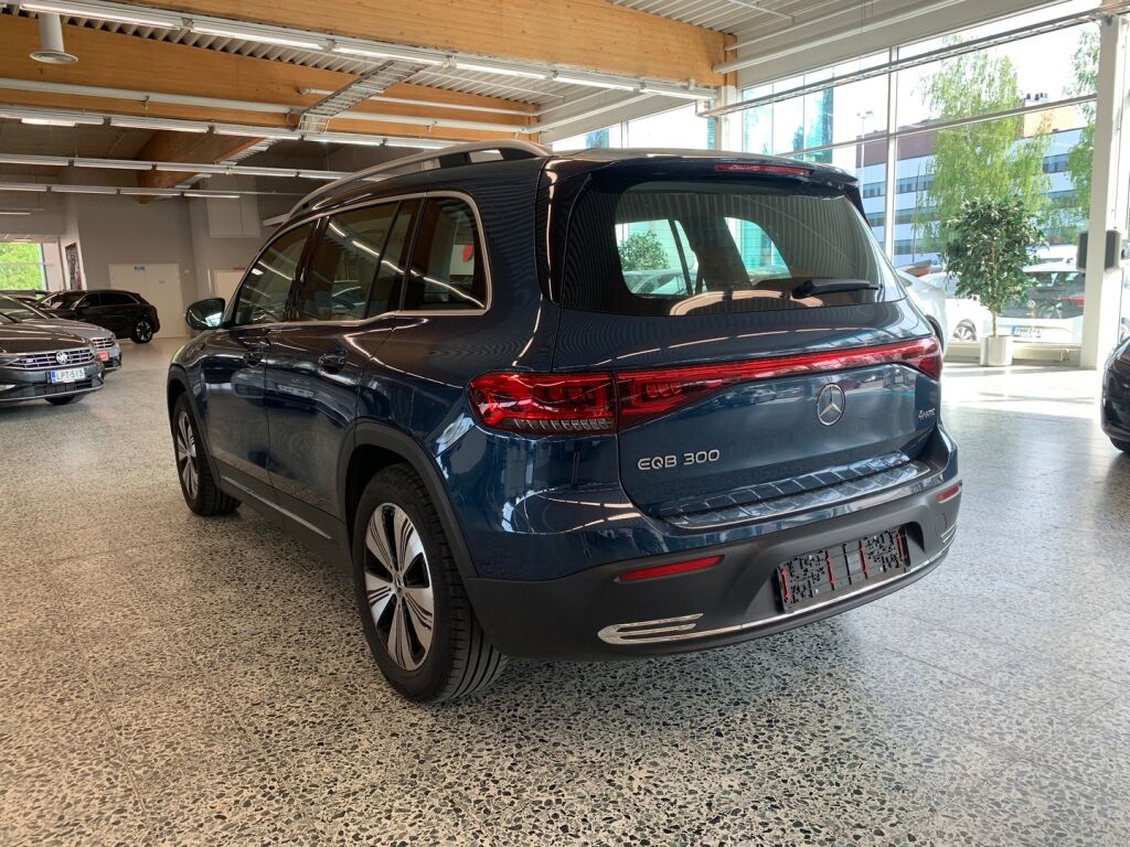 Mercedes-Benz EQB 2022 