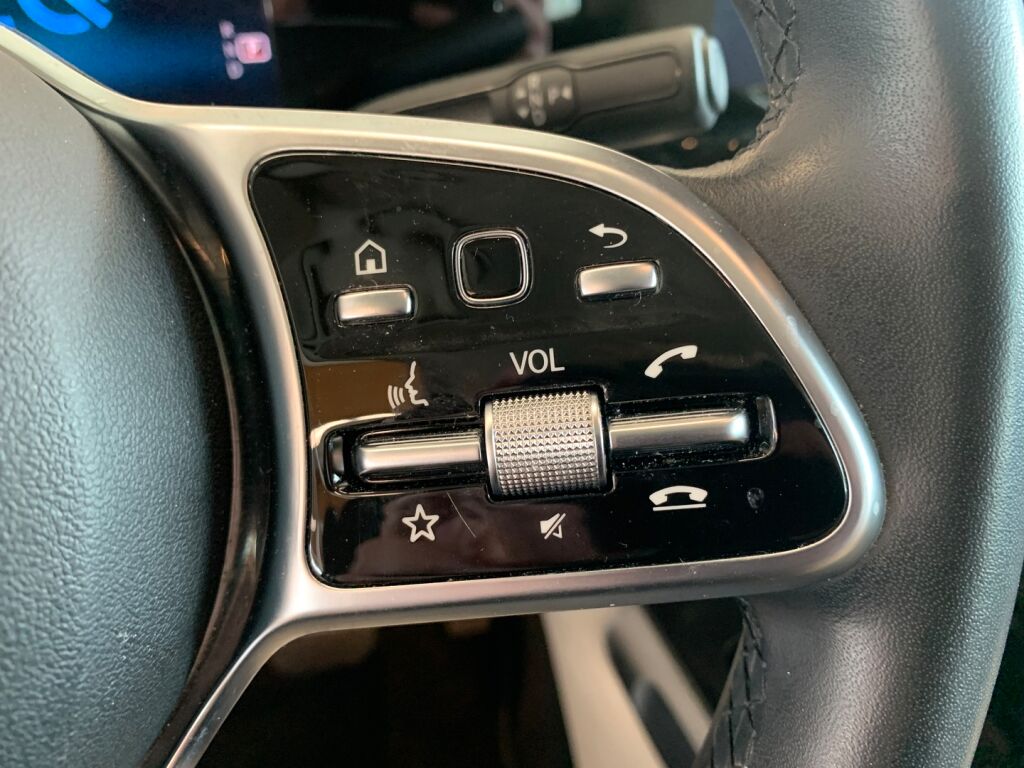Mercedes-Benz EQB 2022 
