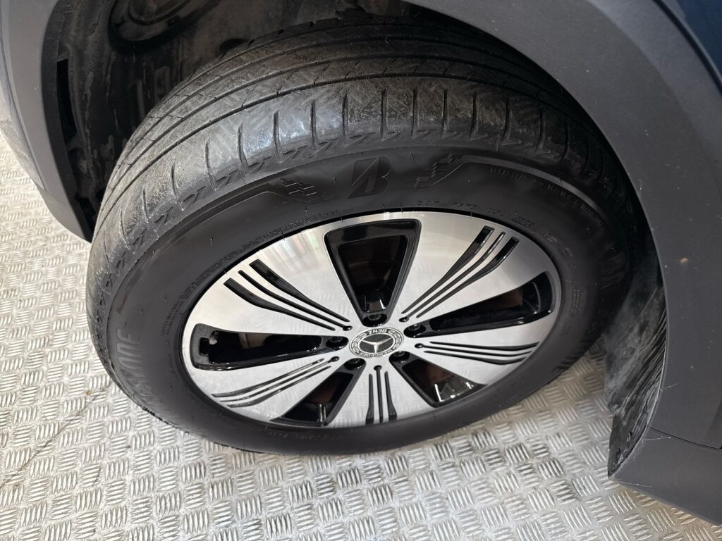 Mercedes-Benz EQB 2023 