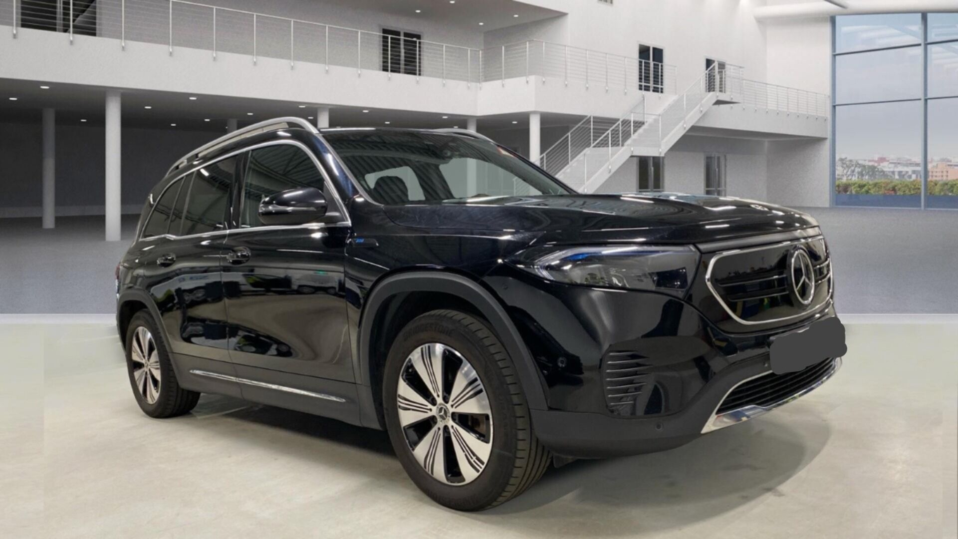 Mercedes-Benz EQB