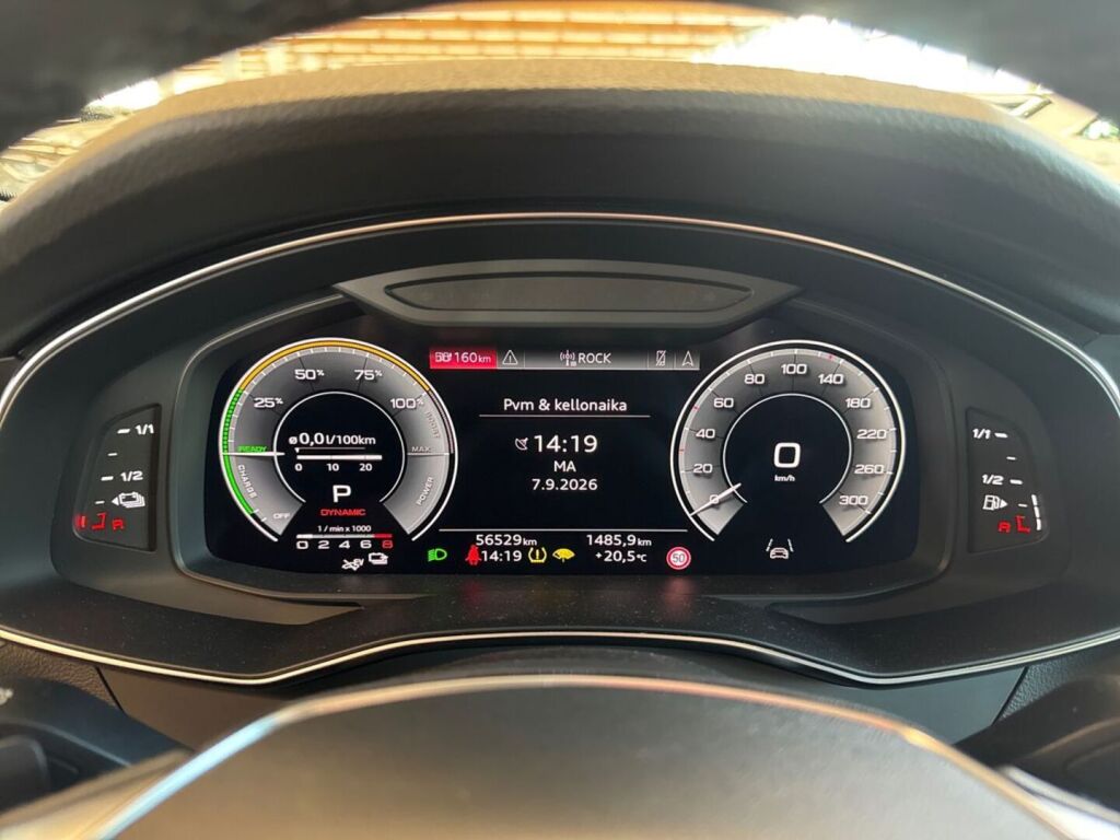 Audi A6 2023 Musta