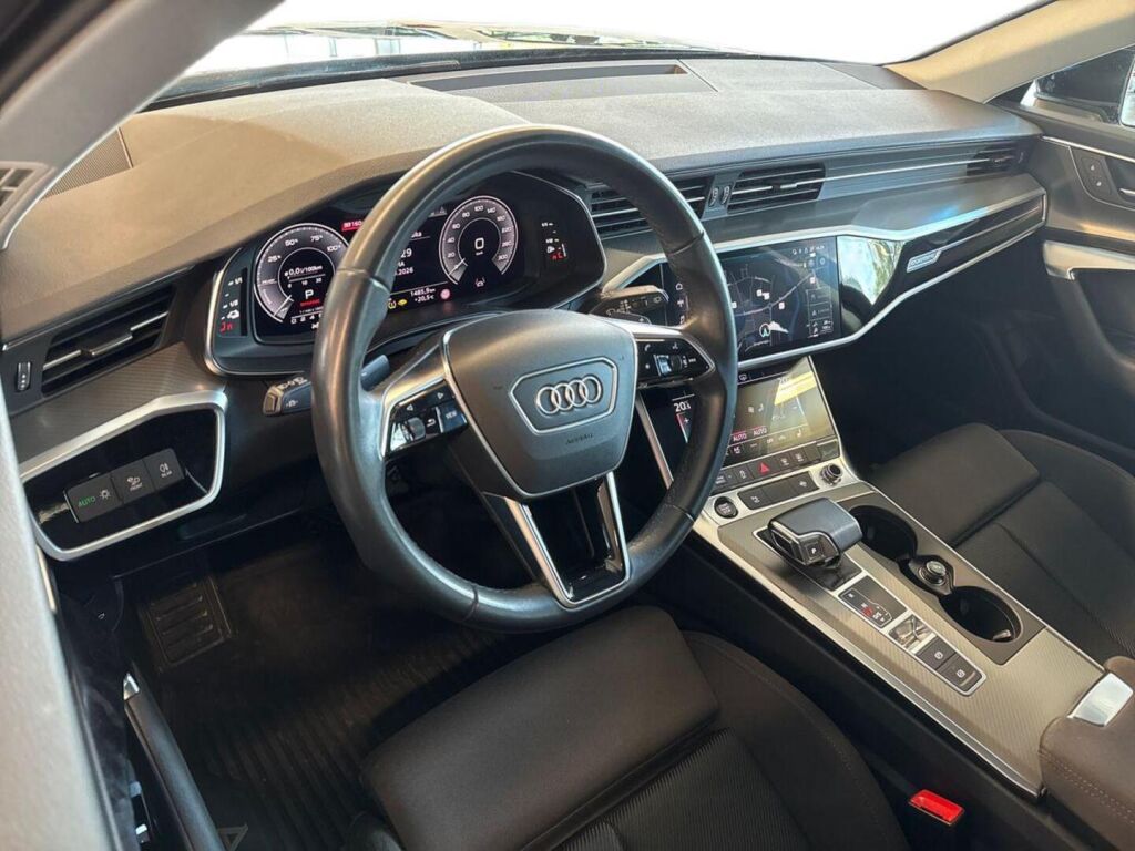 Audi A6 2023 Musta