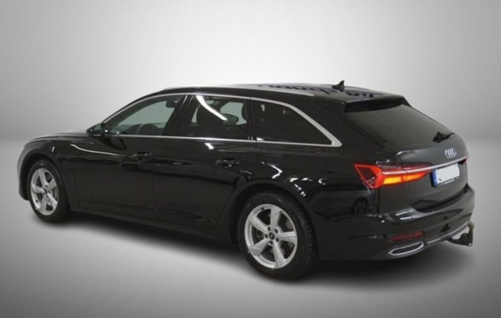 Audi A6 2023 Musta