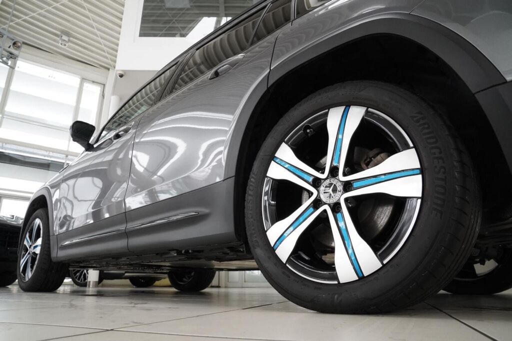 Mercedes-Benz EQB 2023 