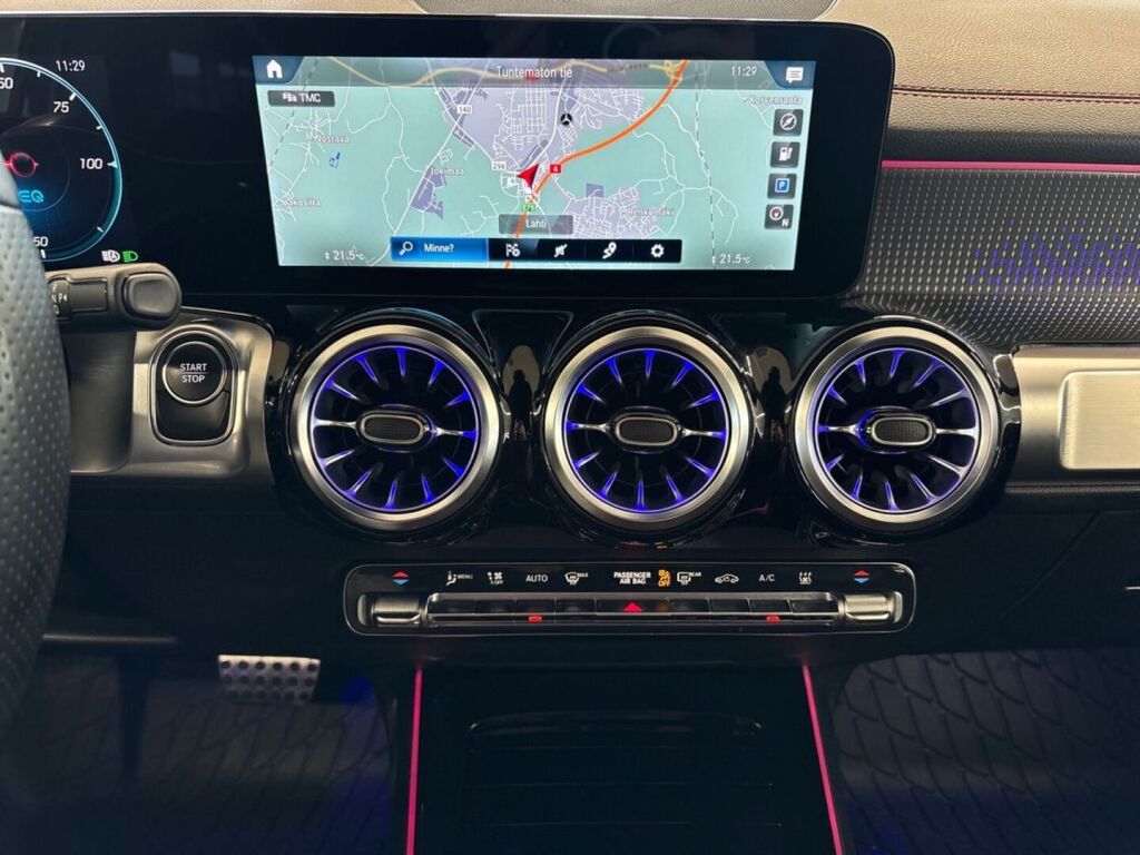 Mercedes-Benz EQB 2023 Musta